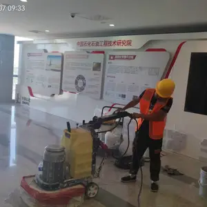 ?�Ͼ�ʯ�ķ��½ᾧ�������ǽ��ʯ�ľ��洦����ĥ������������