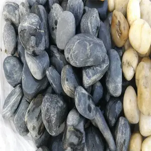 黑白黄色天然鹅卵石铺路效果图 荣茂直供货源 大量现货