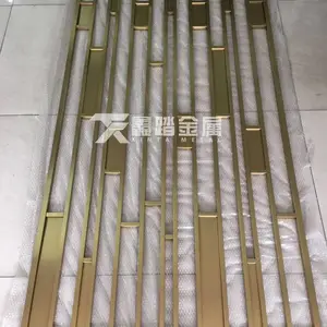 不锈钢方管焊接屏风与不锈钢板激光镂空屏风有什么区别 定制酒店金属装饰花格