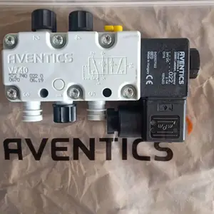 �Ϻ�һ���������۵¹���ʿ��-R162281222-��������ֱ����е��컬��