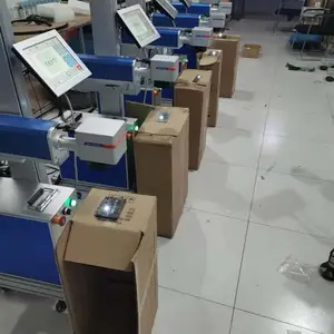 ���ͼ�����ˮ�߷��м������ ��Ȫˮ ����ƿ ʳƷ���������ڼ������ߴ����