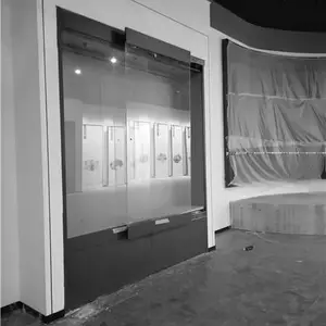 深圳市实创博物馆展柜入墙展柜