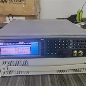 是德科技N5182B二手白色高性能射频矢量信号发生器
