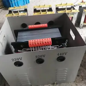 ���ݵ�ѹ������ SBK-3KVA 220vת220v �����ѹ������