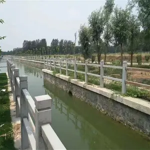 ���ξ���ˮ��¹�Χ�� ����X��ľ��ɫ����դ����ʽ�����ɶ���