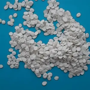 PE淋膜阻燃母粒 环保级 75%含量 使用于薄膜制品 140℃熔点 片状颗粒