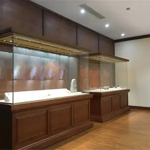 ��ѧУʷ�����ң��ƽ����չ���� �ֽṹ���Ͷ�������