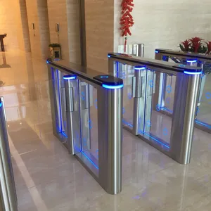 ���ݹ���ʵ����բ�� д��¥���Ž������Ұ�װ