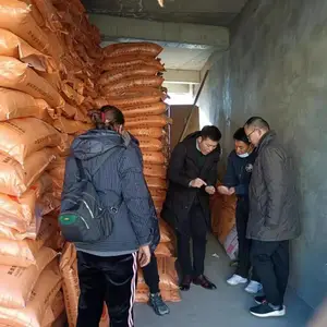 甘孜牦牛颗粒 阿坝牛羊饲料品牌 牛饲料采购的厂家