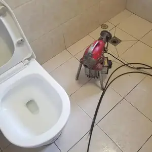���ز��ų�����ˮ���ܵ�������ͨС����