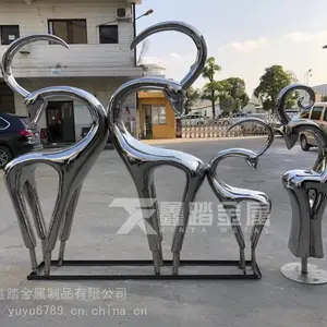 不锈钢抽象动物造型雕塑 现代房地产主入口景观雕塑定制厂家 抽象不锈钢鹿雕塑