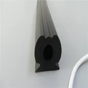 ͸��U���ܷ���������������������ľ���ײ����Ե���������ܷ���