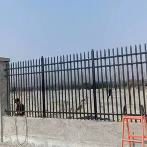 厂区围墙锌钢护栏厂家批发 四横梁带花围栏黑色栅栏