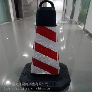 厂家供应pvc反光路锥 雪糕筒路锥 橡胶路锥