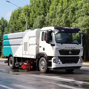 重汽豪沃16方洗扫车，9方水箱，7方不锈钢垃圾箱，多功能路面清扫车