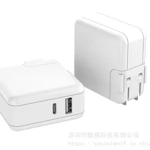 COOLWOLF酷狼PD18W+2.4A快速充电器 Type-C快充充电器智能手机充电器PD快充厂家