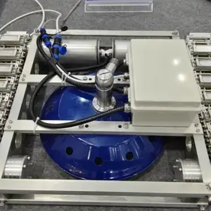用于清除小型船舶表面铁锈的履带式爬壁除锈机器人