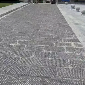 美丽乡村红色火山石老台阶石挡土墙料石水池驳岸修筑