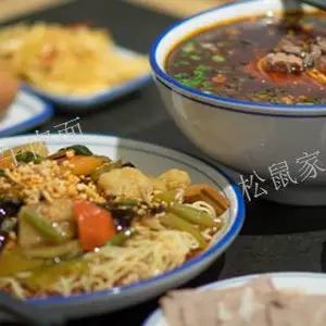 甘肃牛肉面多少钱 甘肃松鼠家餐饮服务管理供应