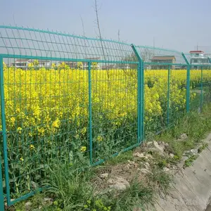 道路市政护栏 电梯井护栏网 河南品兰 双边丝护栏网尺寸标准