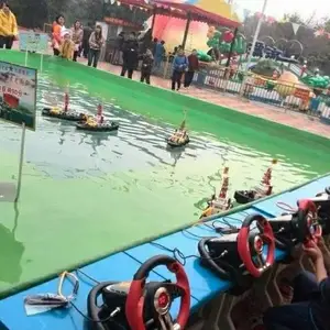 艾星游乐设备方向盘遥控船景区公园商场遥控船 厂家直销彩盒