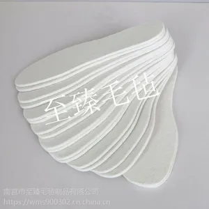 厂家直销冬季保暖细白羊毛鞋垫 跑江湖地摊热卖 透气吸汗毛毡鞋垫