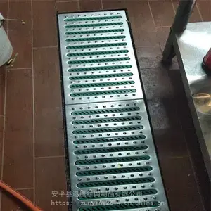 ������304�׸�ˮ���� ��ˮ����դ���ǰ� Ѹӥ�Ƶ���ˮ������