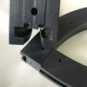 批量供应含油尼龙v型导轨 聚乙烯链条尼龙垫条 抗冲击聚酰胺导轨