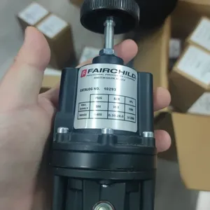 ��Ӧ FAIRCHILD ��ѹ�� 10293