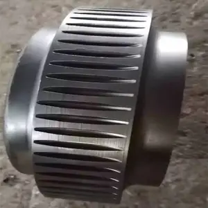��������560���������ά�� ʱ��90KW������ѹ��Ƥ ѹ����