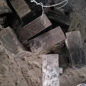 新密供应玻璃陶瓷制品复合式破碎机 水泥料矿渣复合破 立式复合破制耐磨高铬合金方锤板凳锤井型锤十字板锤
