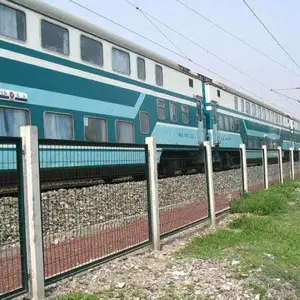河北安平聚光 专业供应 铁路护栏网 防护栅栏