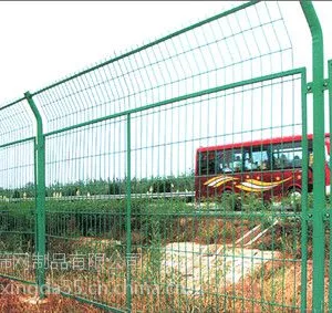 建筑护栏网 花园围栏网 工地工程防护网 临时护网批发定制 深圳万兴达筛网