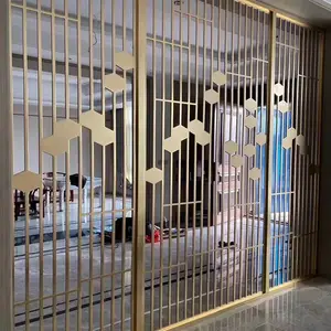 大 连客厅装饰 铝雕刻花格屏风 现场实拍案例图YW-570