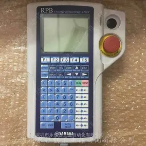 ʷ�ձȶ���е��ʾ�����໭����� staubli�������ֱ�ά��