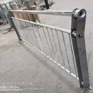 现货直销市区用道路护栏 市区用交通护栏 市区用马路护栏