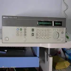 ����HP83712A��Ƶ�źŷ�����Agilent������