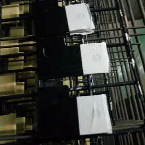 阳极氧化保护胶胶比较稠覆盖不漏边可快速剥离***