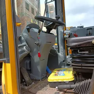 �㶫��ɽ����������936���� ��𹤳�ԭ�ϲ��˳� 79����1.8�ֲ�������װ�ػ�