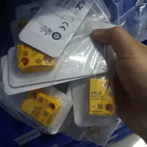 德国Pilz皮尔磁772100 PNOZ m B0安全模块