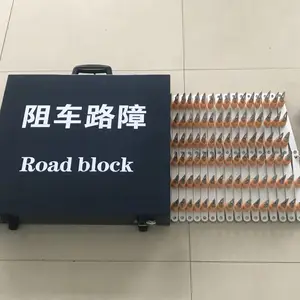供应LZJ-S-8L手拉式阻车路障(锌合金三角刺钉)