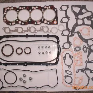 发动机配件 TOYOTA 2L 04111-54020 大修包