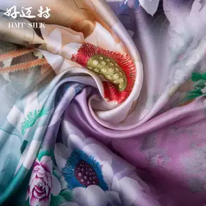 厂家供应春夏19MM荷花牡丹印花弹力真丝婚纱礼服布批发 锦缎面料