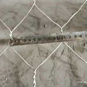 江西机编网喷播绿化网六角网拧花网石笼网卷