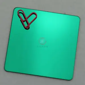 ��������̾���� �Ƶ��������װ�ΰ� ��ɫ����ְ� ����ֱ��
