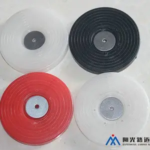 ����·�� ���۵�Ƭ��׺�ɫ ��˿�����ϵ�Ȧ����������ˮ��ź���PEƬ