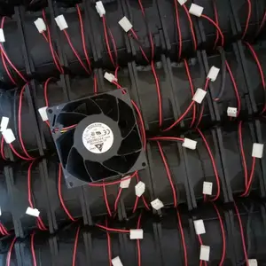ȫ��̨��AUB0812VH 12V 0.41A 8���� PWM�Զ�����CPUɢ��������