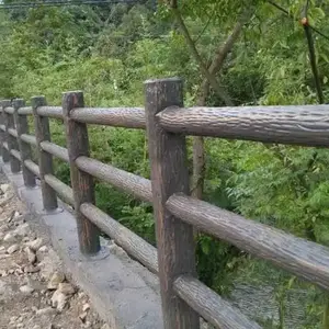 伟宏建材山道景区隔离防护水泥仿木纹围栏 成品组合式栏杆
