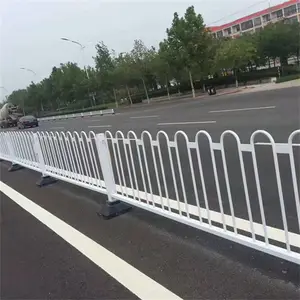 圆钢M型护栏 U形京式护栏定制供应