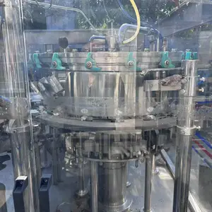 ��������һ��װ�� Сƿ��Ȫˮ��װ�豸 ���ϳ����׹�װ��
